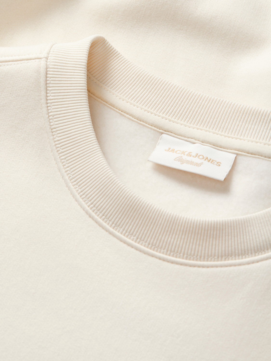 model_shot-detail